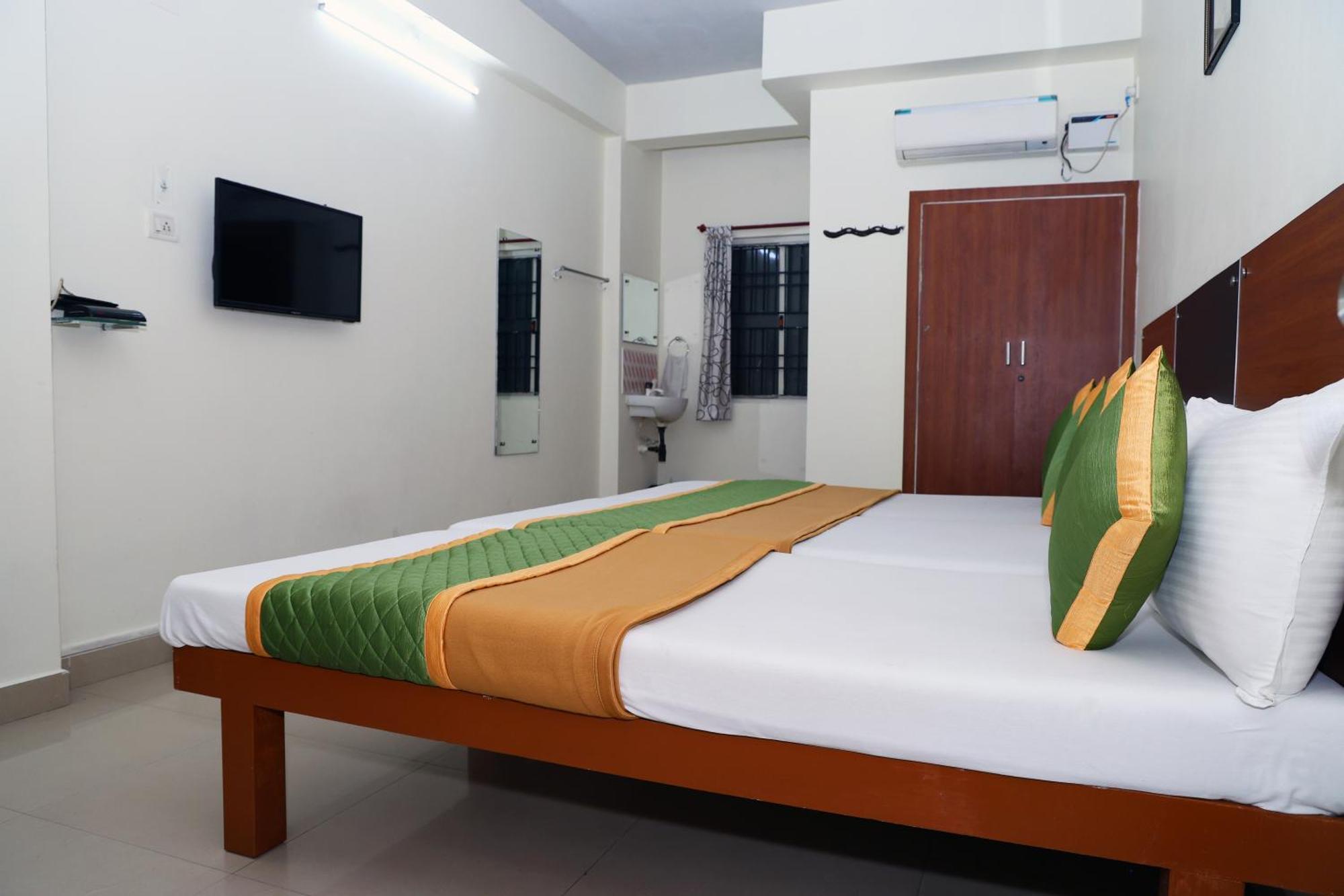 Royal Green Airport Transit Accommodation Csennai Kültér fotó