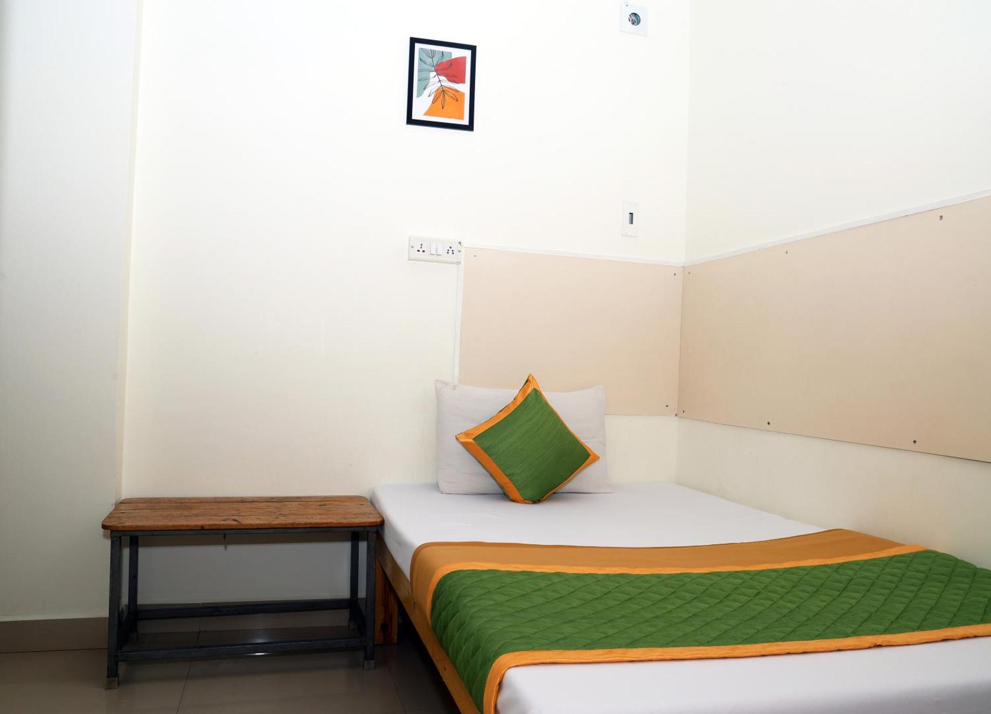 Royal Green Airport Transit Accommodation Csennai Kültér fotó